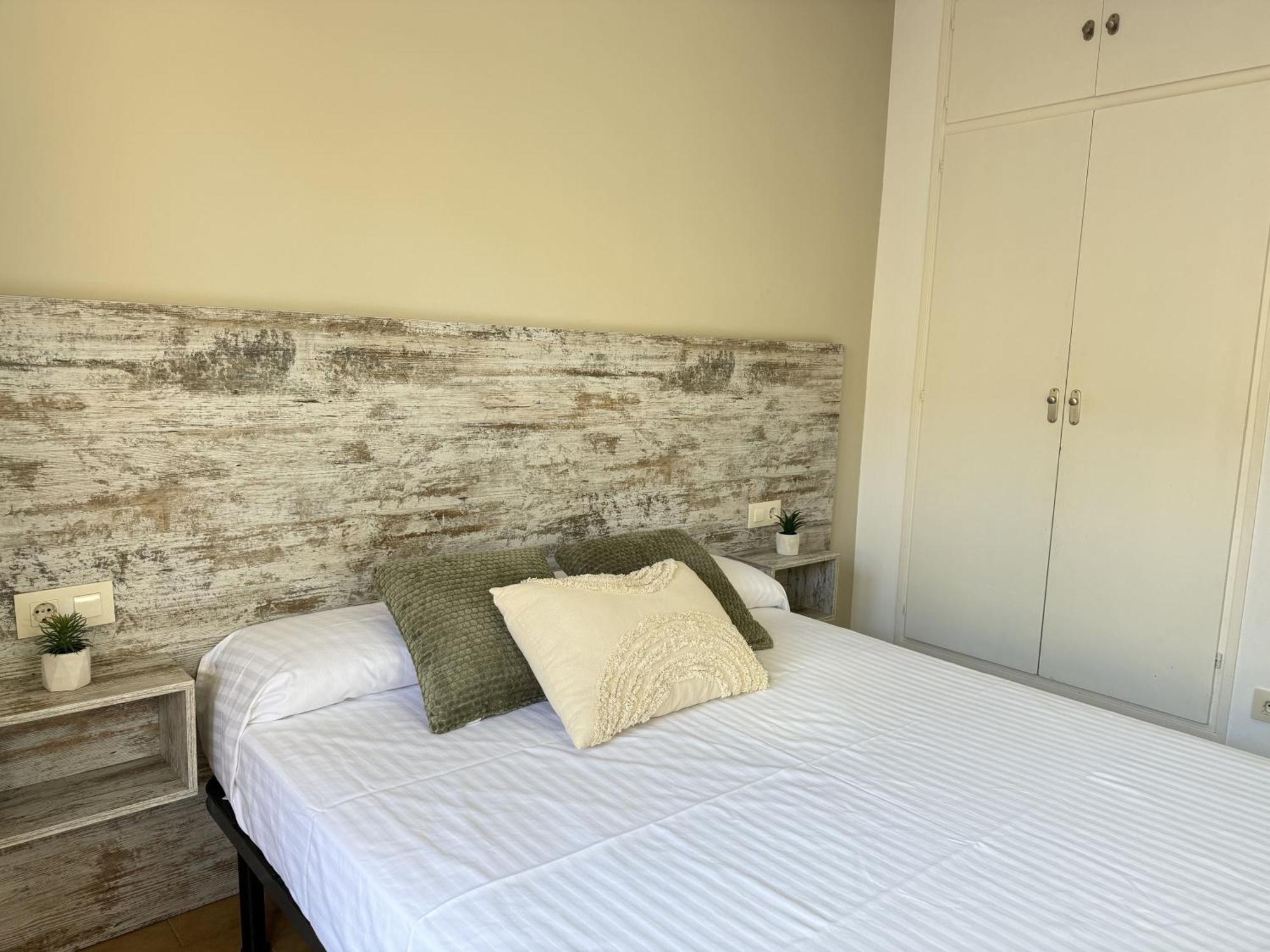 Agi Sant Jordi Apartment Roses Exterior photo