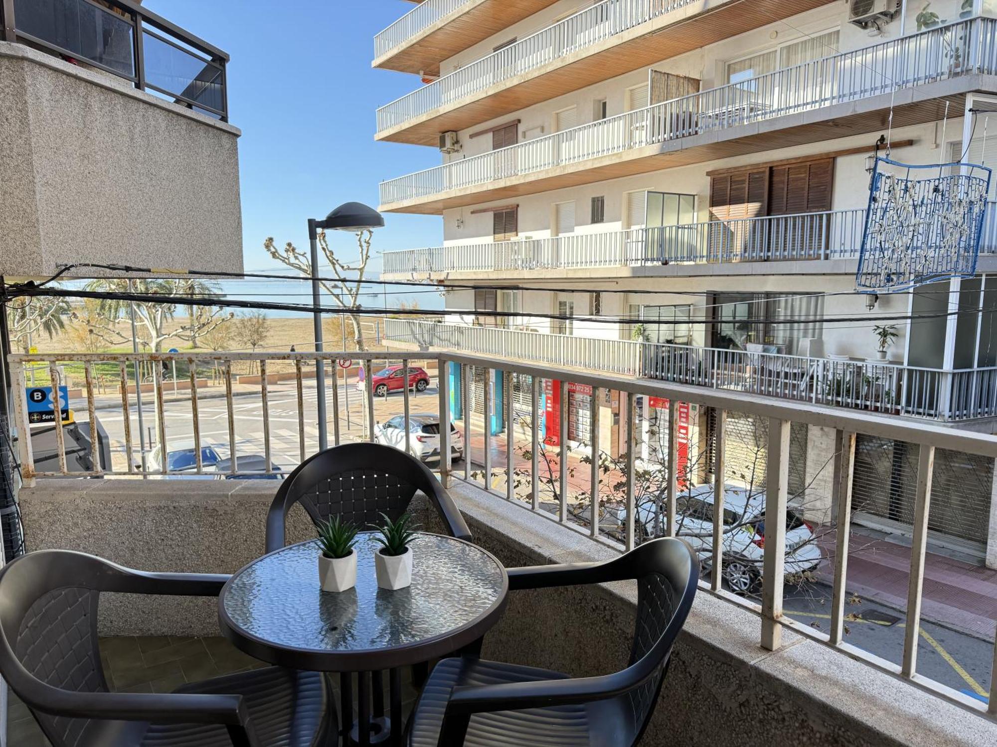 Agi Sant Jordi Apartment Roses Exterior photo