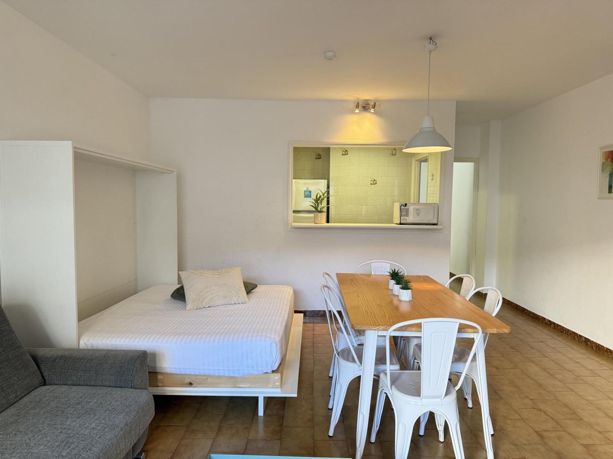 Agi Sant Jordi Apartment Roses Exterior photo